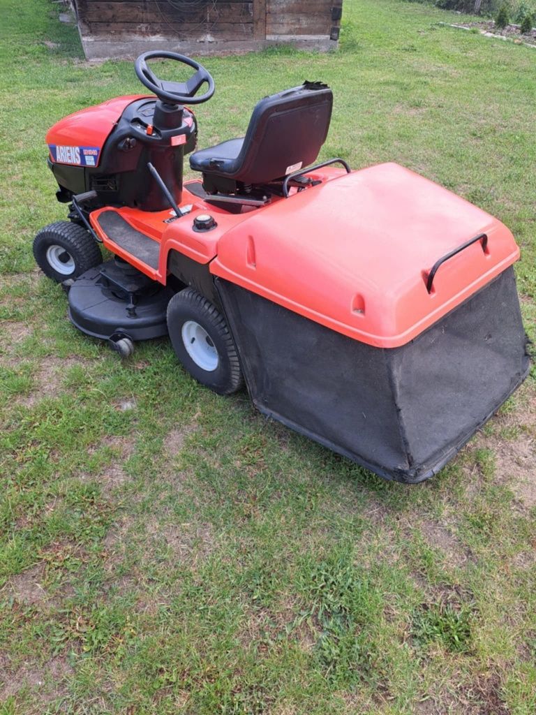 Kosiarka traktorek Ariens Rb1848 Briggs&Straton 18v2 hydro kosz