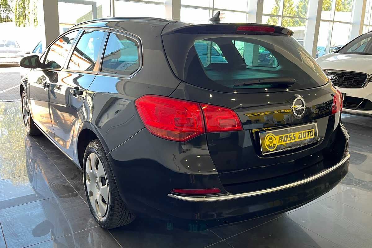 Opel Astra - 2015