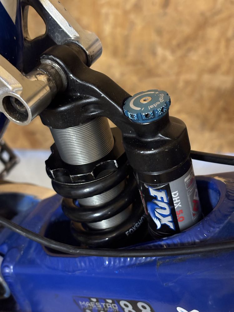 Двухпідвіс Giant Glory 8.8 2008 Dh, Boxxer, Fox, Dt swiss, Shimano