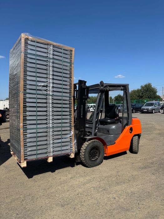 Навантажувач вилковий