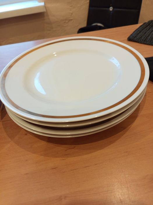 Zestaw talerzy obiadowych