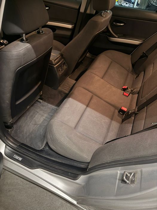 BMW 318d 2011 touring