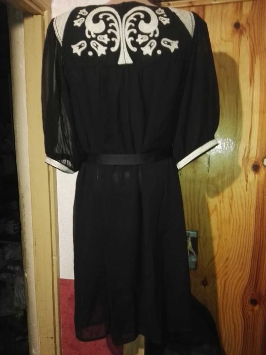 Нарядное шелковое  платье размера