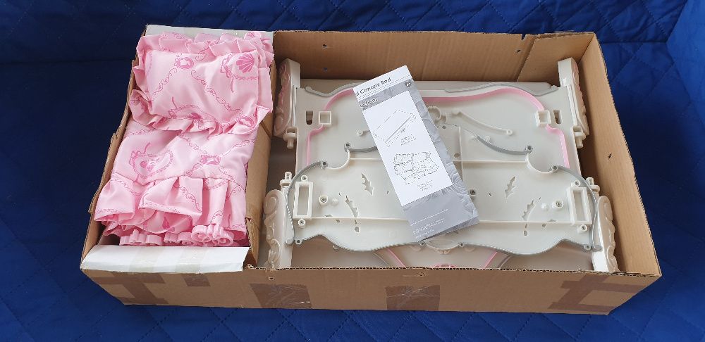 Disney Princess & Me Royal Canopy Bed-Królewskie łóżko z baldachimem 2