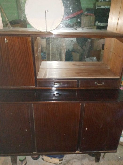 Kredens pokojowy z lat 70