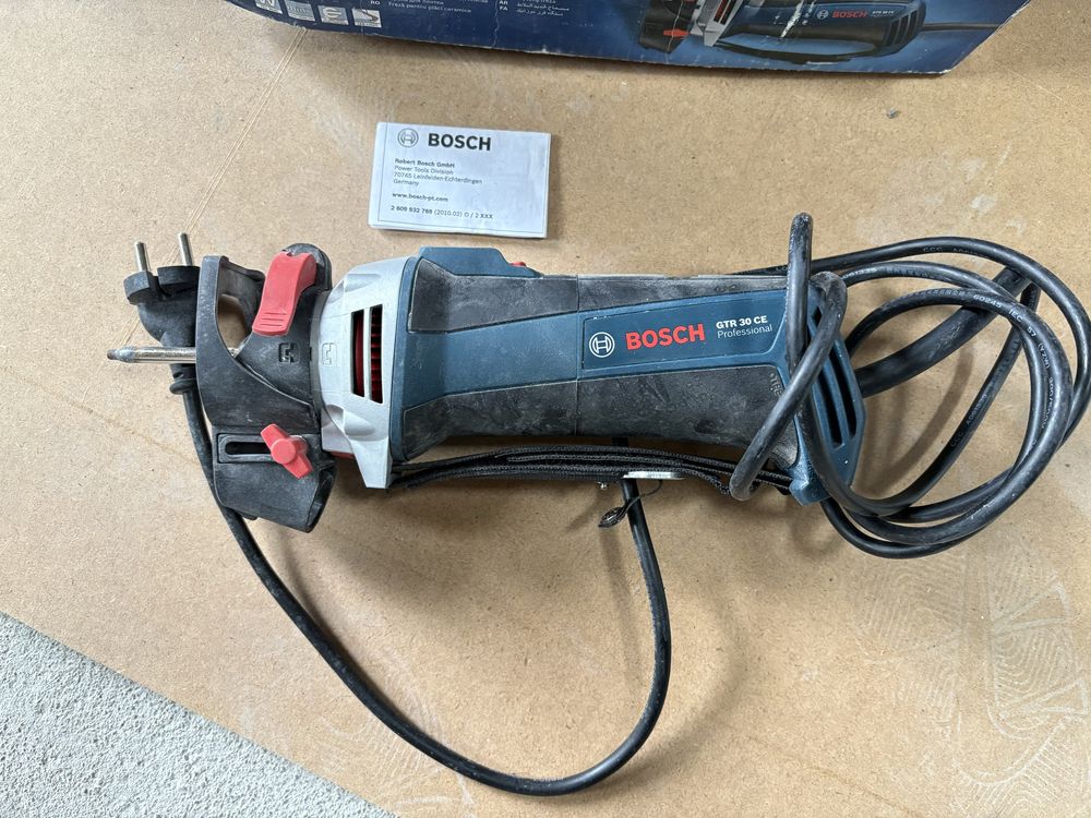 Frezerka Bosch Professional GTR 30 ce