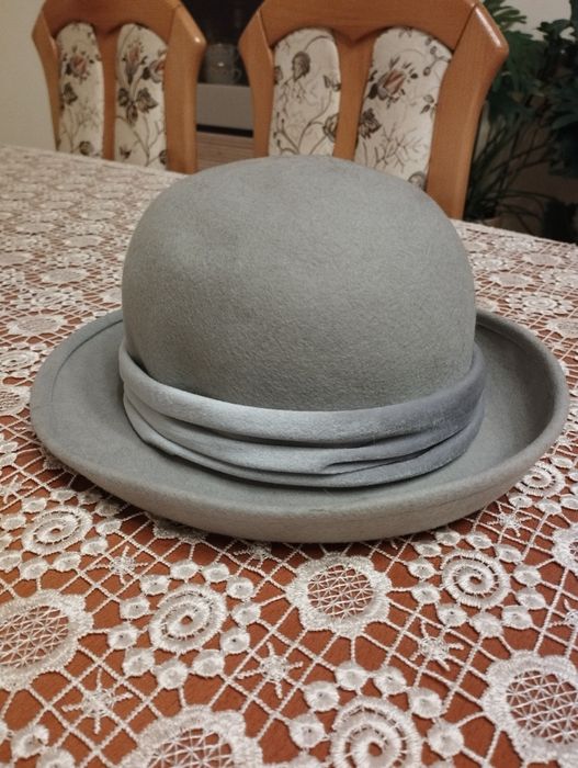 Kapelusz beżowy wełna
