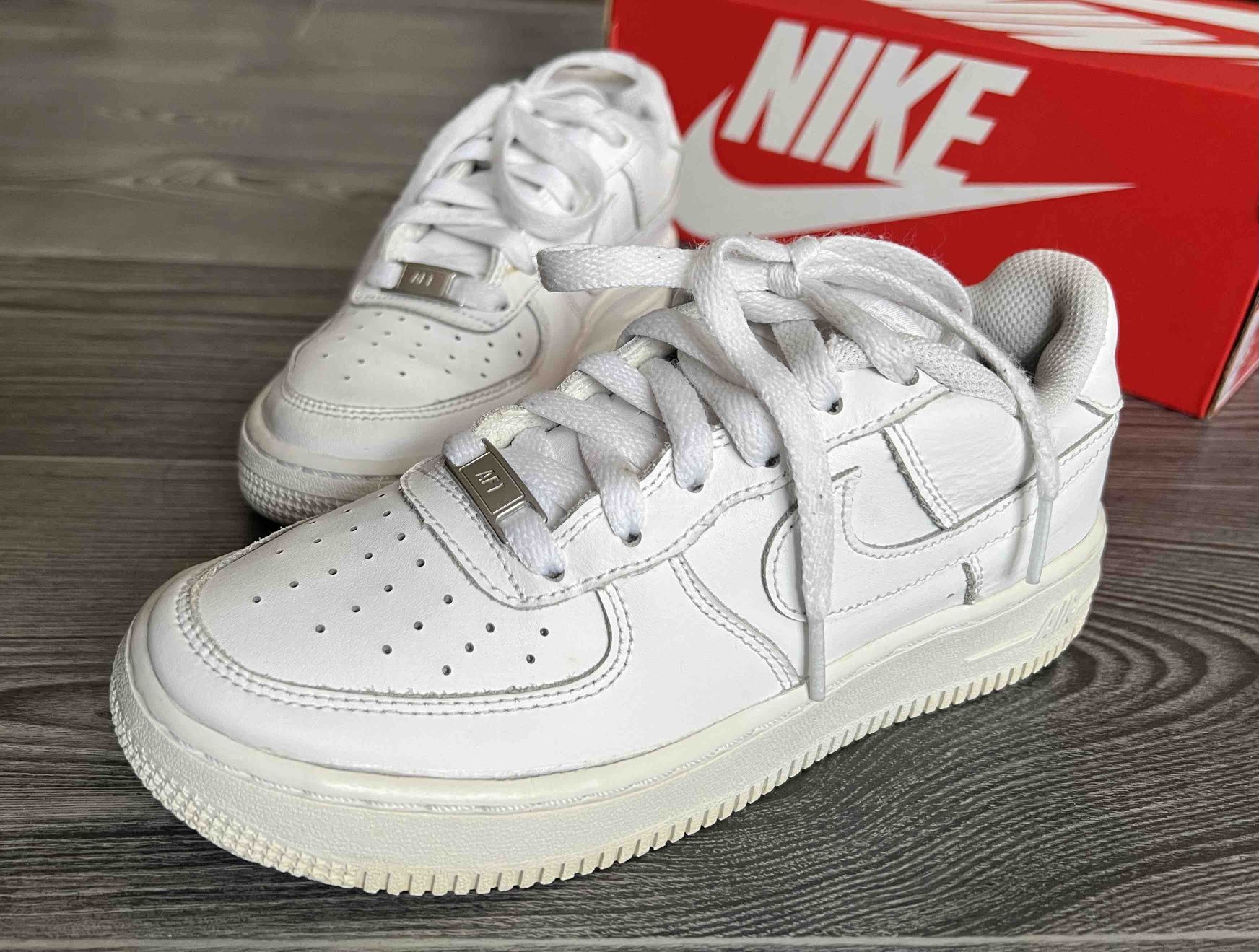 Кроссовки Nike Air Force 1. Размер 36.