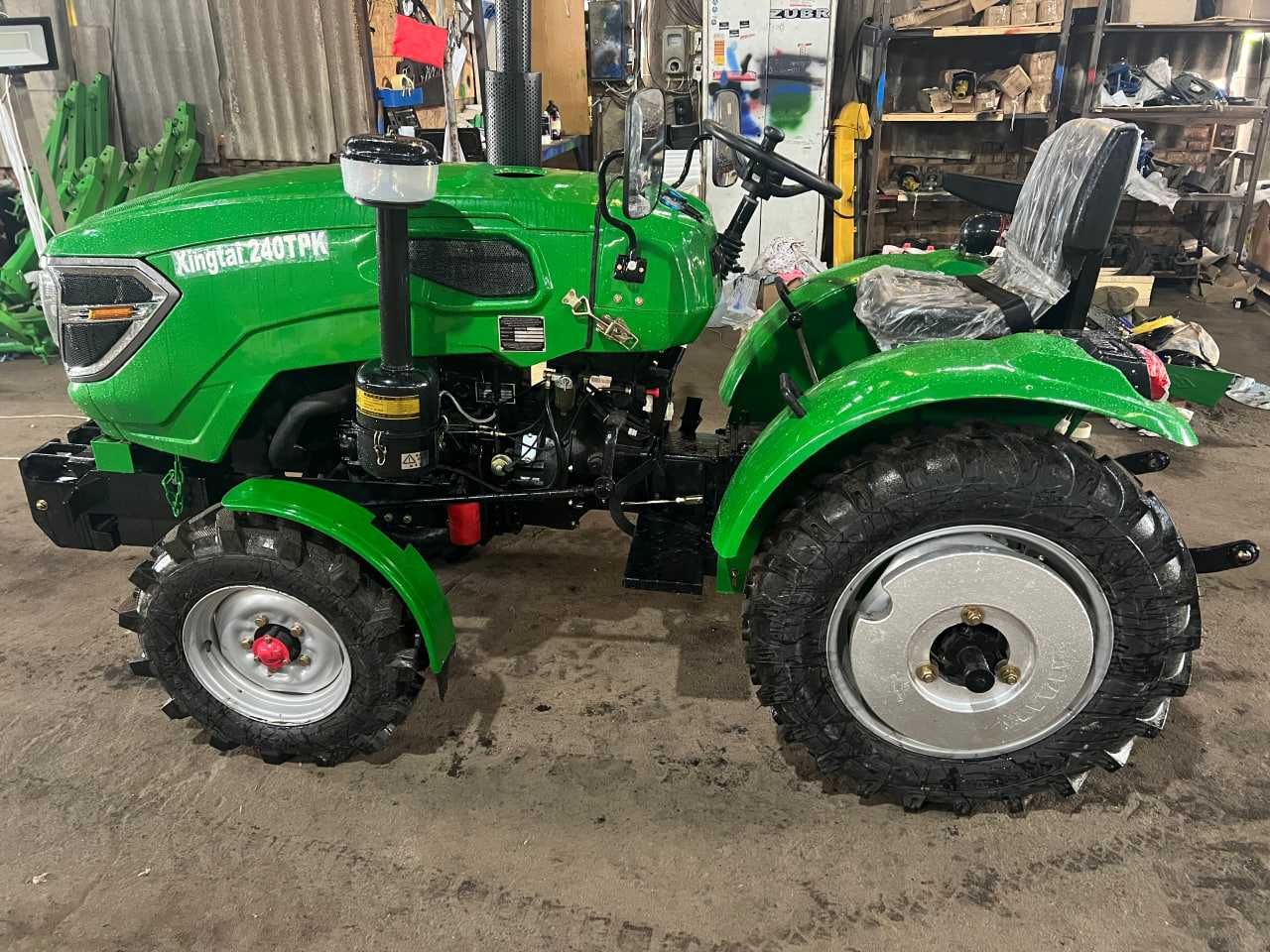 Мінітрактор Xingtai 240 TPK в новому дизайні