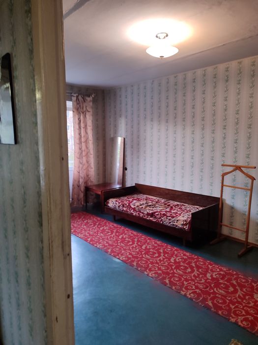 Здам 2 квартиру в місті Сміла., район центр.