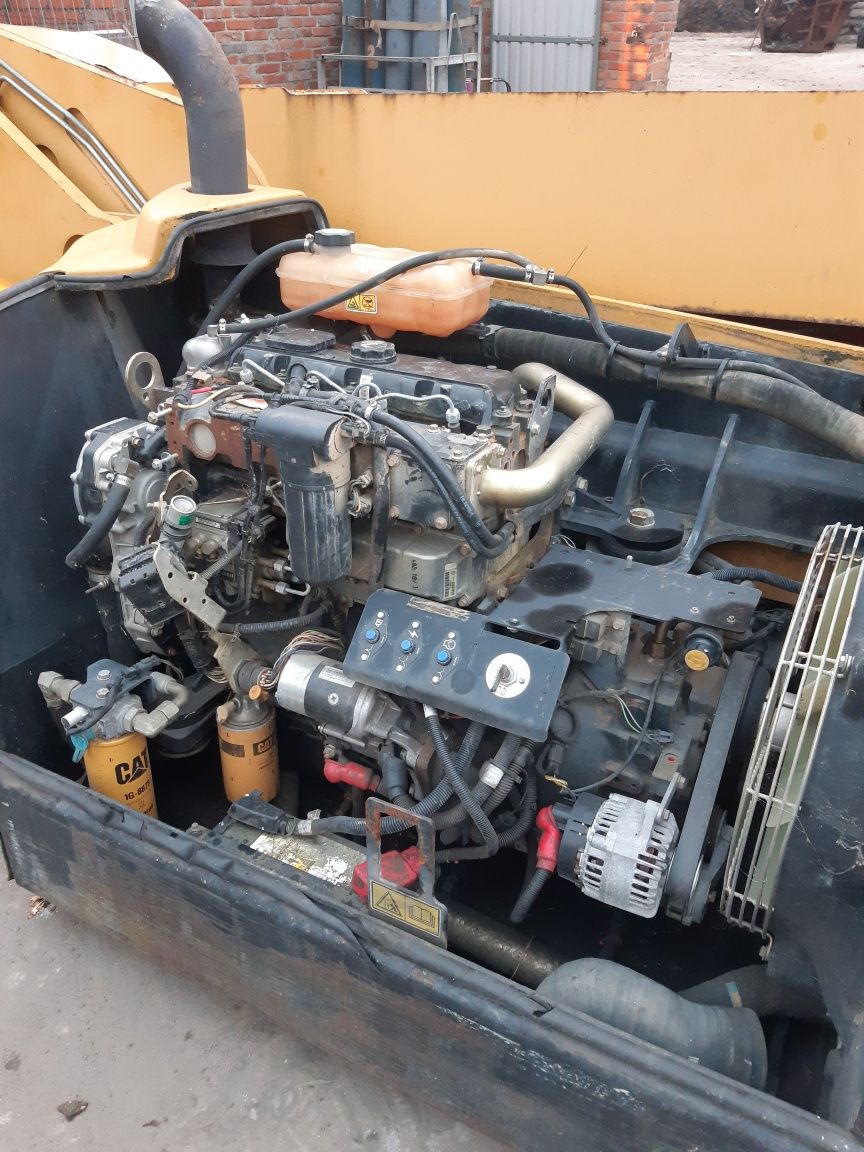 Cat th 330b most carraro
