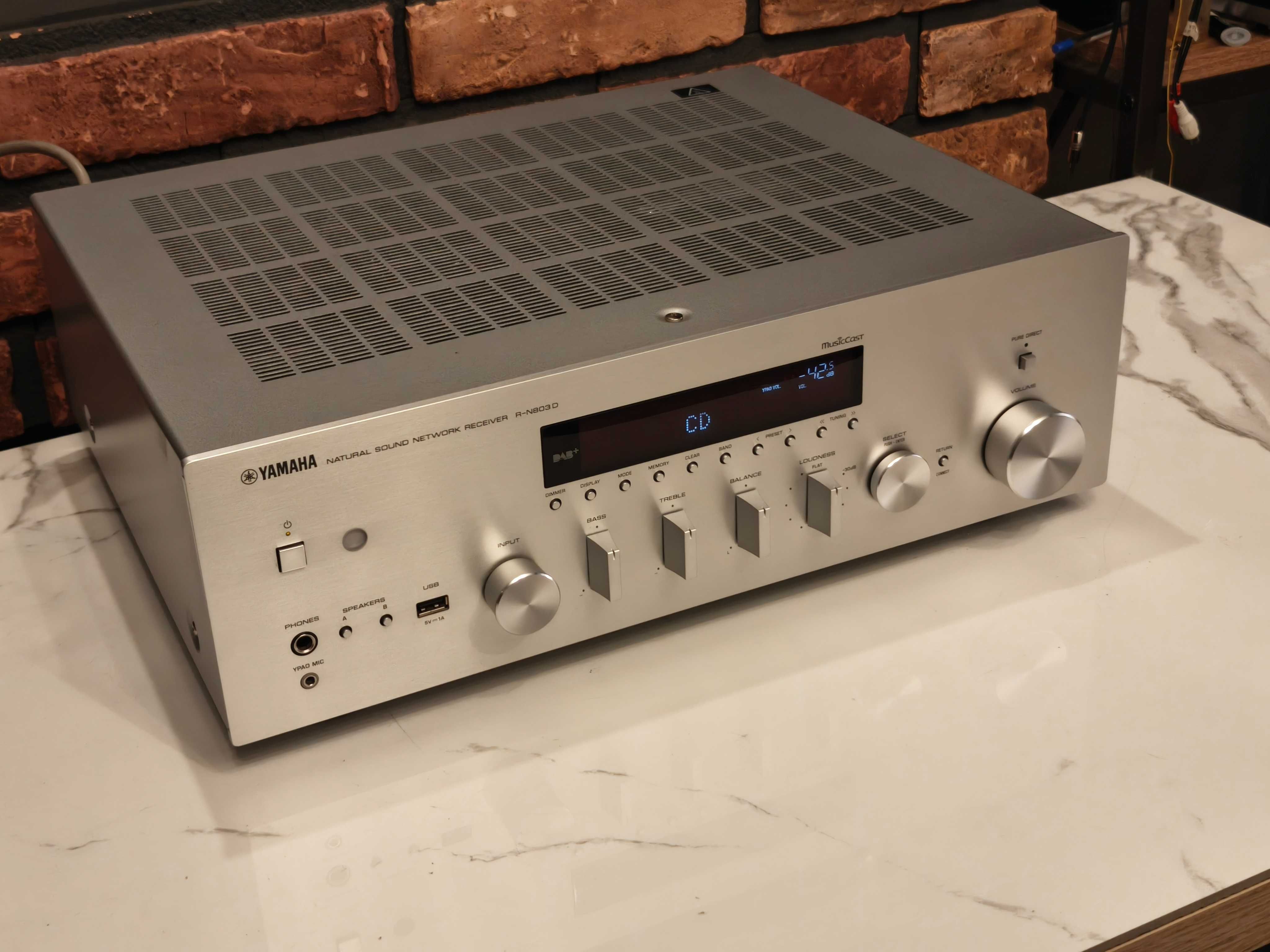 YAMAHA R-N803D ! Amplituner Stereo Sieciowy ! Jak nowy !