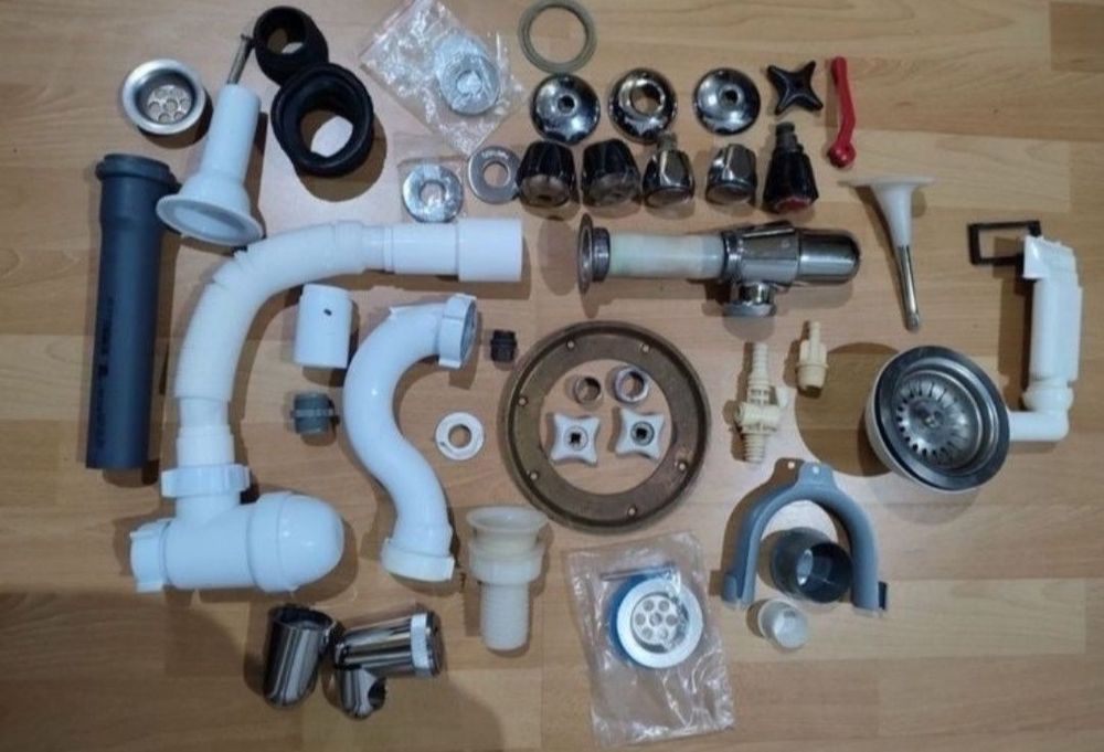 Ручки,замки,навесні колодки,завіси,