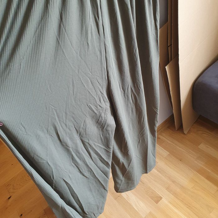 Damski kombinezon z długimi spodniami r.XL khaki