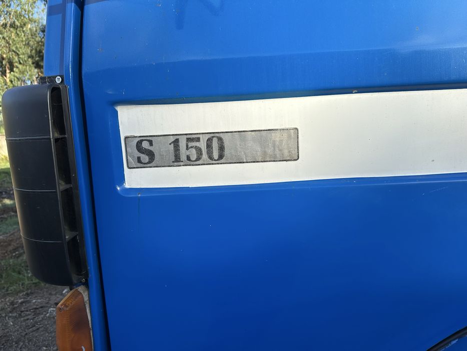 Camiao renault S 150