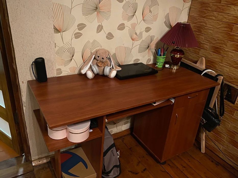 Продам стіл довжиною 120