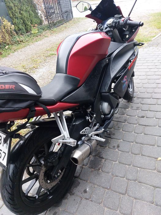 Yamaha YZF-R125 obniżona, rok 2014