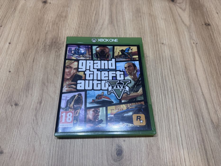 Gra Gta 5 xbox one/series x.