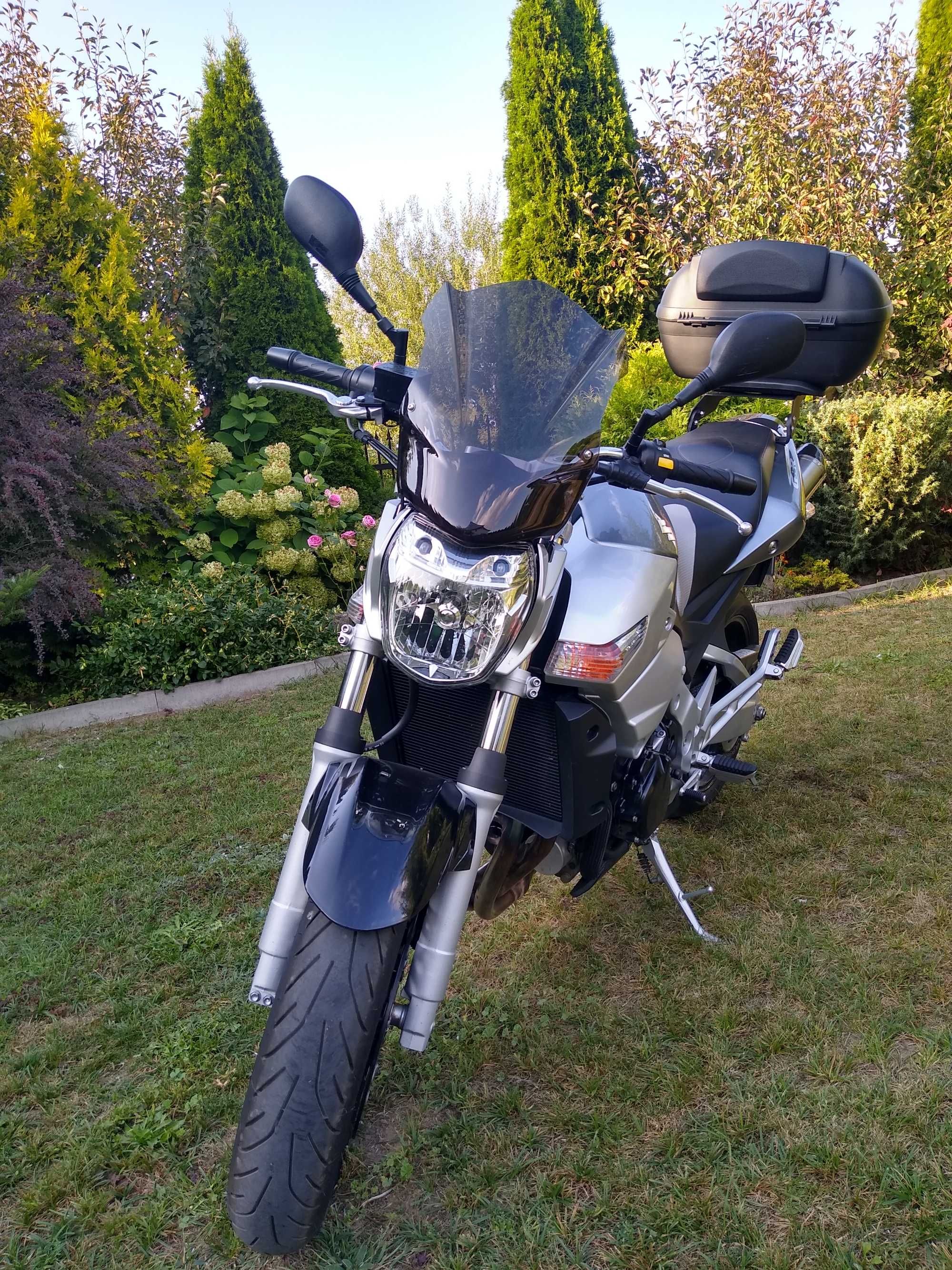 Suzuki GSR 600 rocznik 2006
