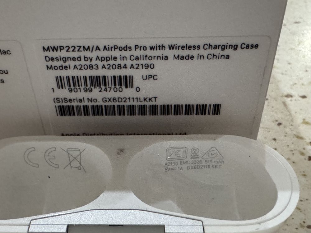 Oryginalne etui do Airpods pro 1 gen