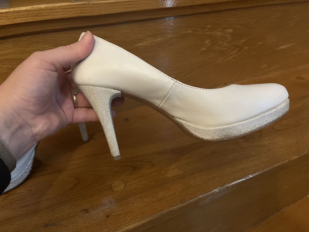 Buty białe La Boda roz.38 ślubne