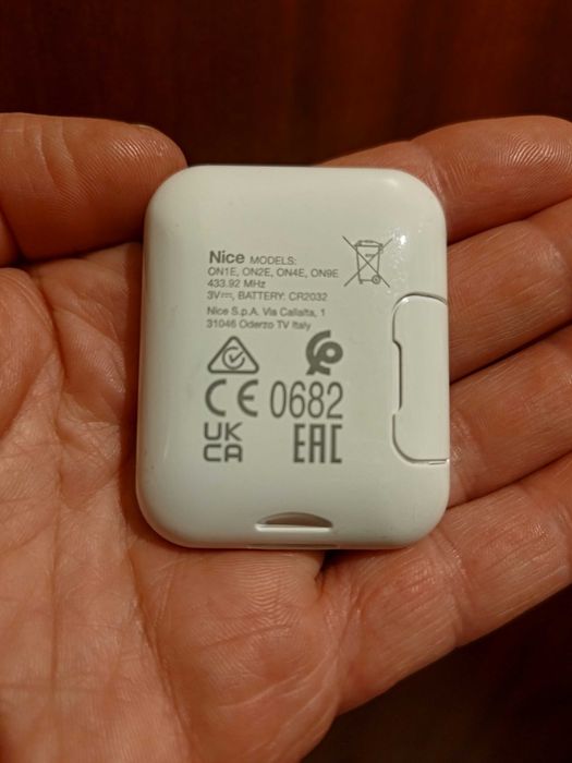 Comando de portão Nice