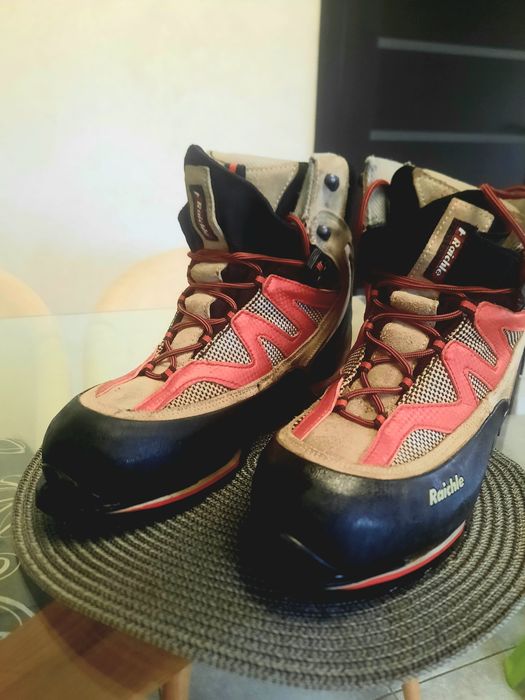 Трекінгові черевики raichle від mammut 45 р