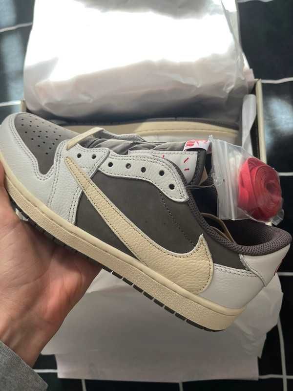 Jordan 1 Retro Low OG SP Travis Scott Reverse MochaR .39