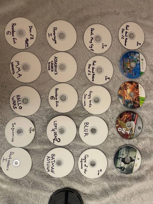 xbox 360 slim в комплекте с играми