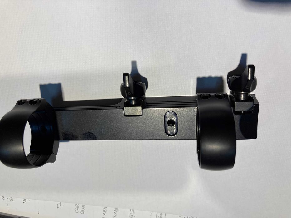 Montagem saque rápido marca RECKNAGEL para carabina caça Merkel B3