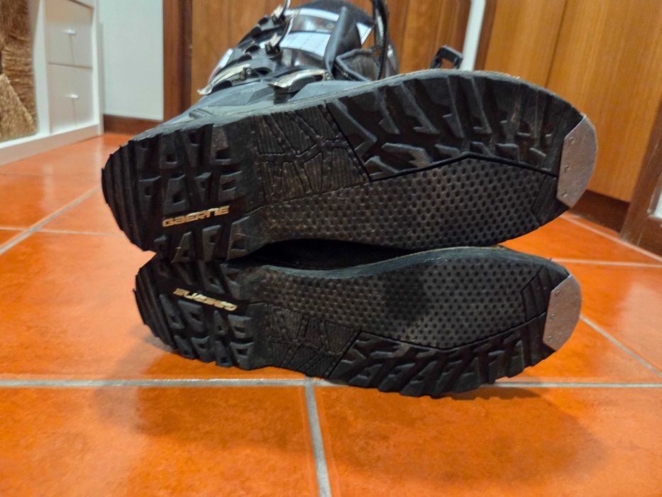 Honda CRF 300L 2022 + Botas Gaerne GX1 + Conjunto pneus IRC Trails GP