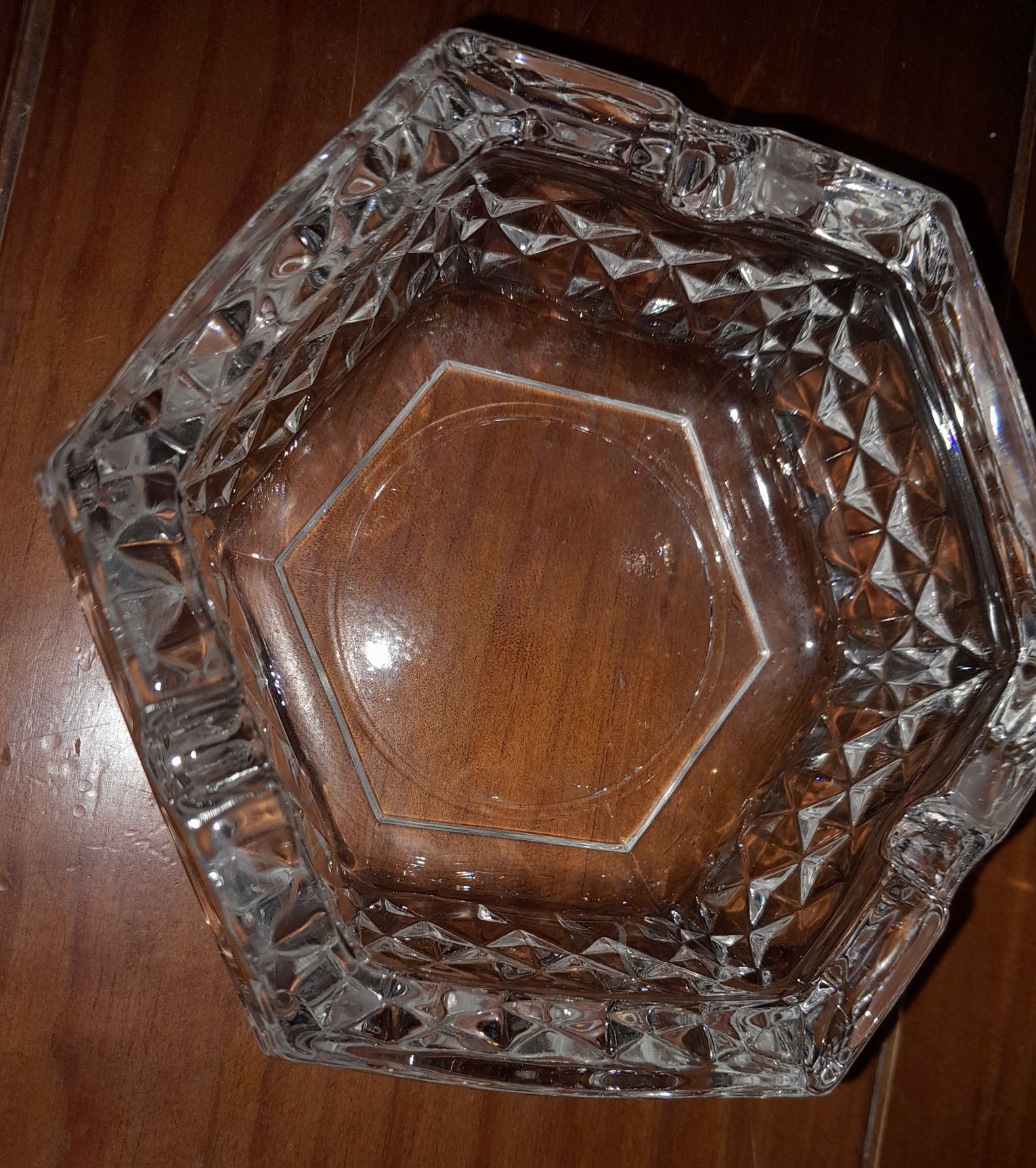 Cinzeiro transparente