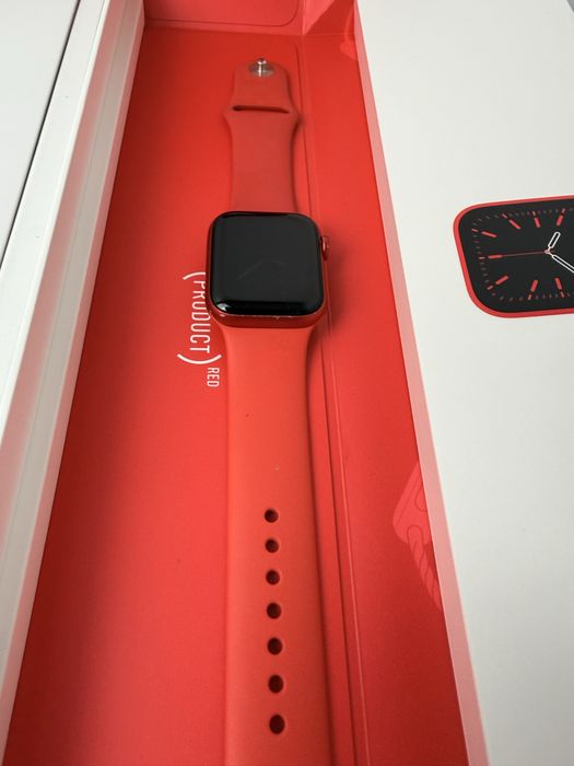 Apple Watch series 6 Red