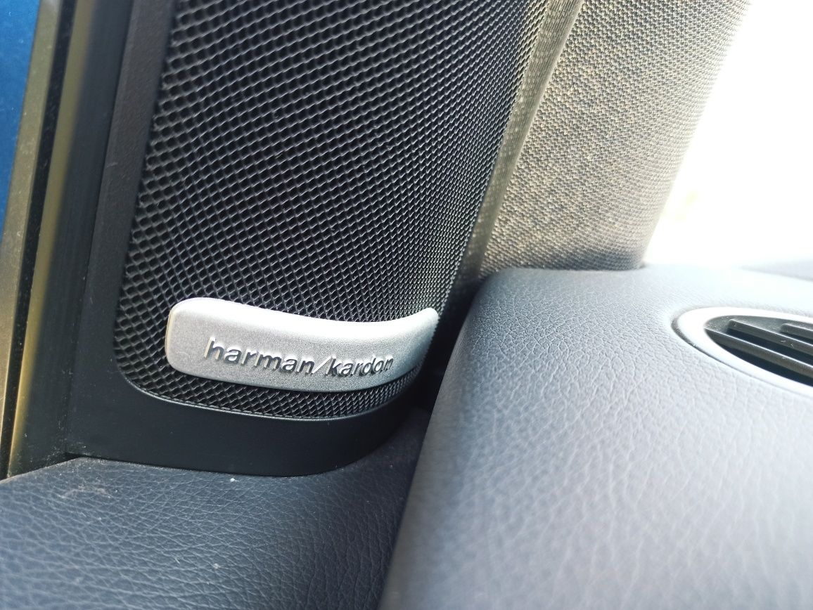 Автомобіль електричний Mercedes Benz b class