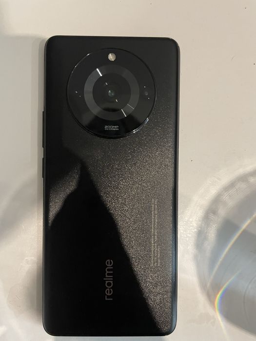 Telefon realme 11 pro+