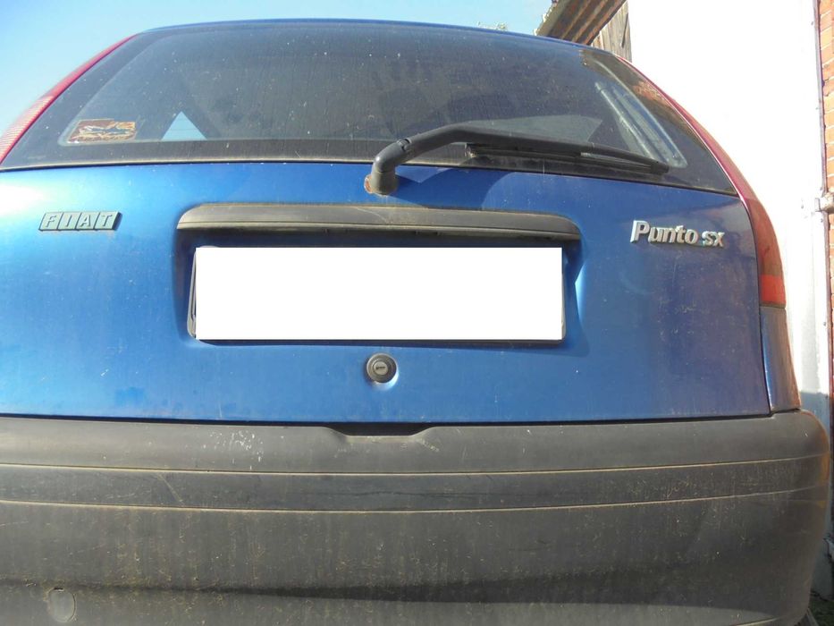 Fiat Punto I 1.1 benzyna kolor niebieski metalik 5 drzwi na części