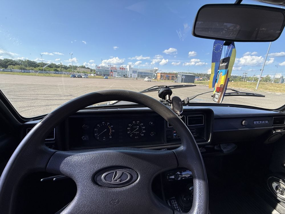 Автомобіль ВАЗ 21070