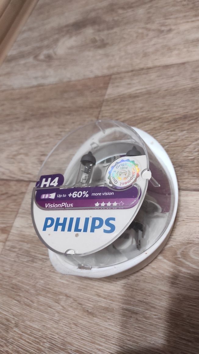 Автолампи Philips h4