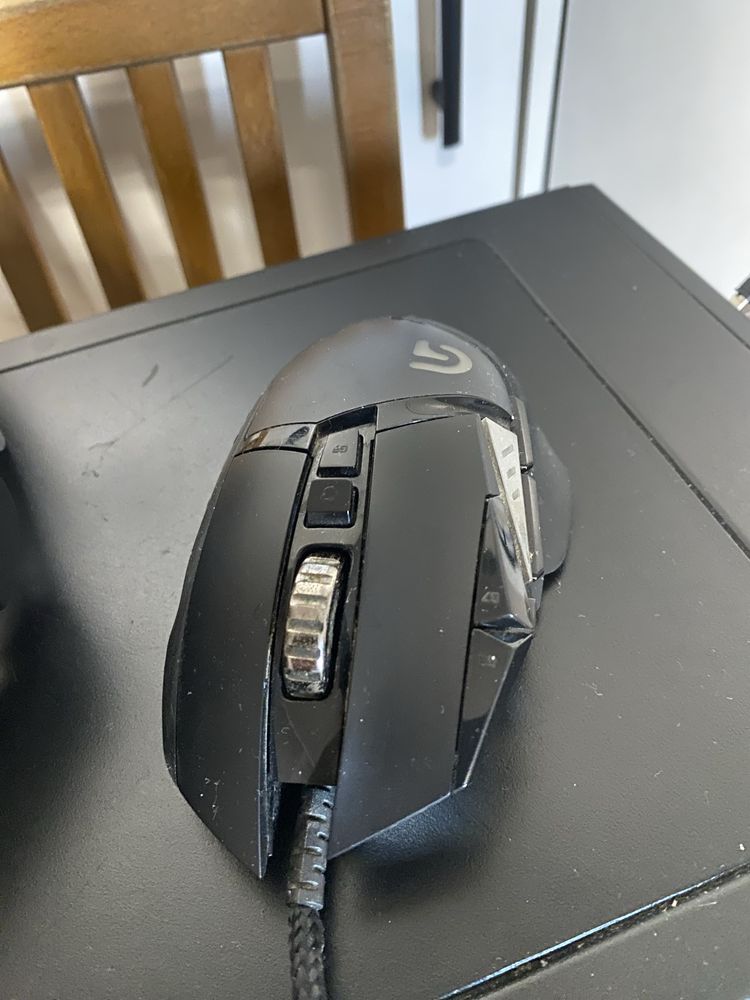 Komputer do gier + Monitor MSI 27” + Akcesoria