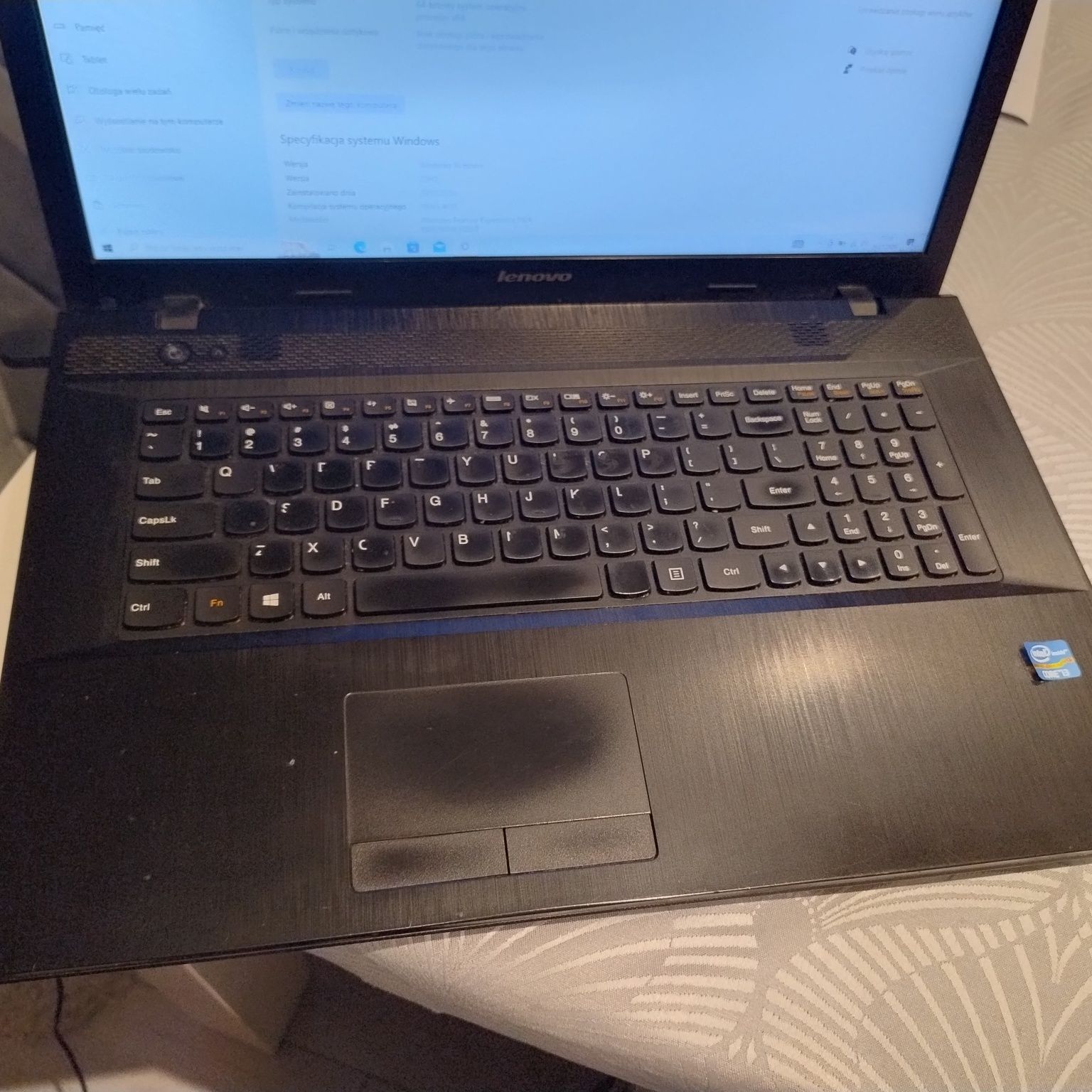 Lenovo i3 - 3110M  128/8/ 17"
