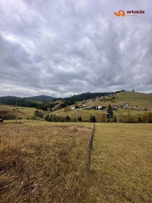 Велика земельна ділянка під забудову у Буковелі