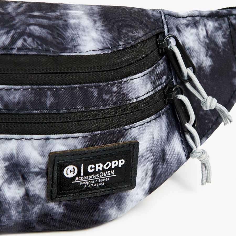 Сумка на пояс бананка від бренду Cropp