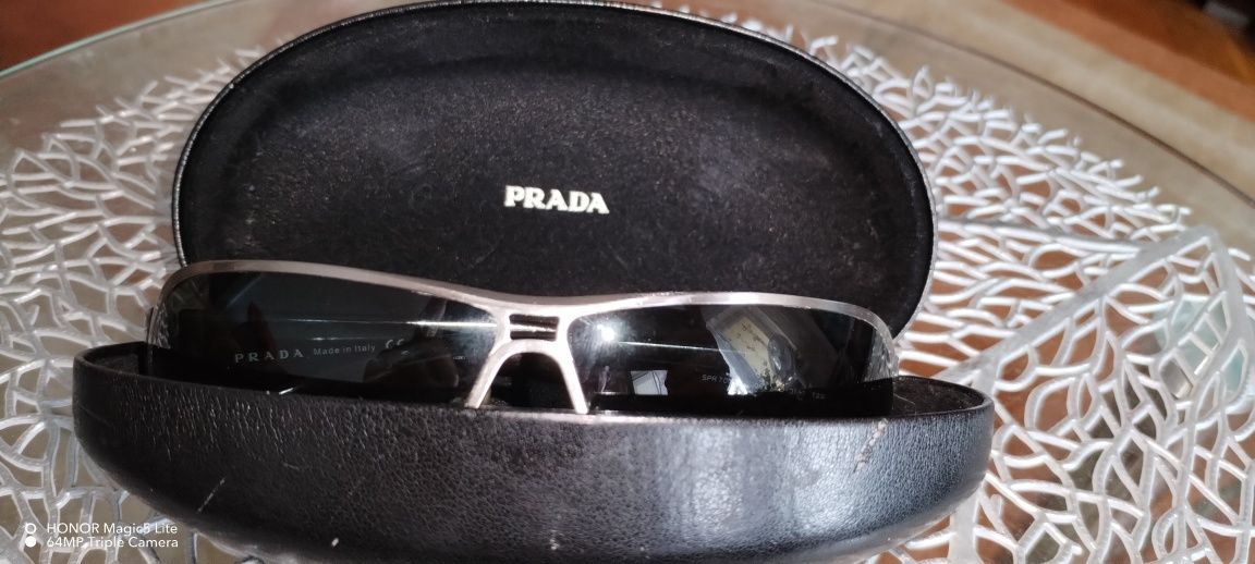 Okulary przeciwsłoneczne Prada