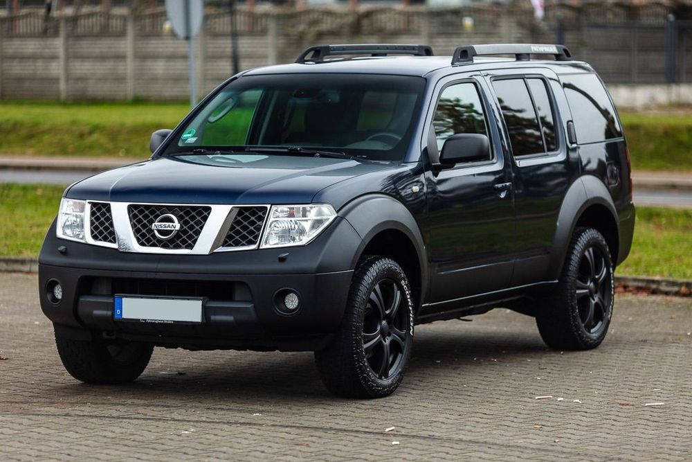 Nissan Pathfinder 7-Osobowy Kamera KeyLesGo Navi Napęd 4x4 Zadbany Bez Rdzy 06r 2,5dci