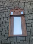 Stylowe lustro z półką – drewno, klasyczny design