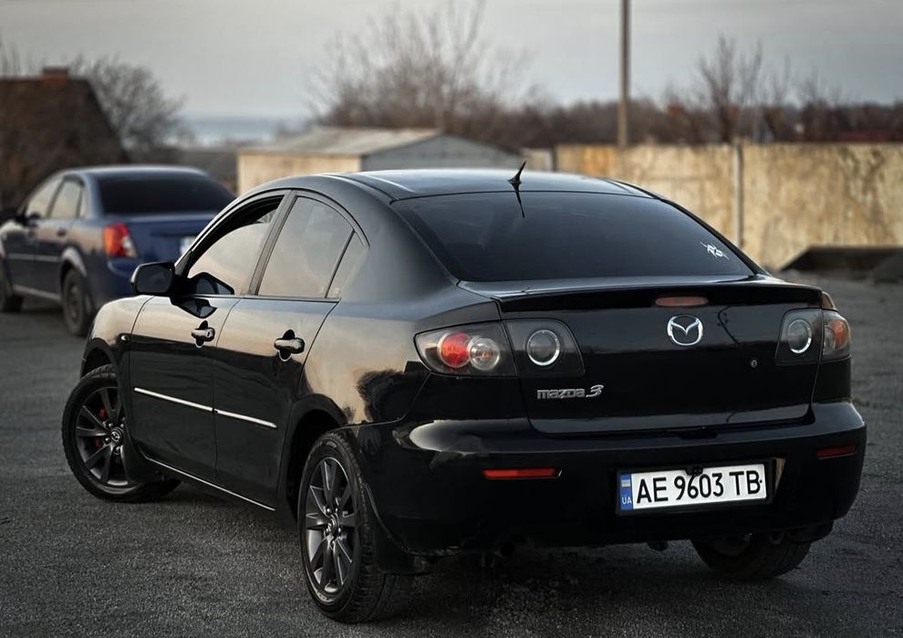 Продам Mazda 3 автомат