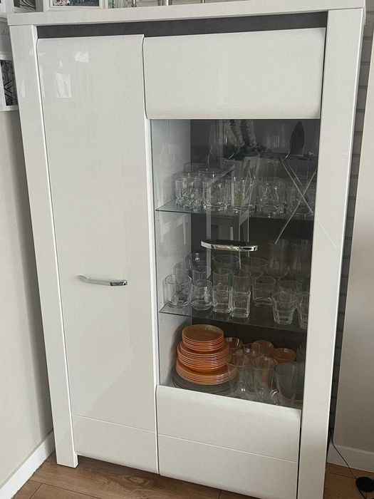 Białe meble. Wysoki połysk! Komplet.