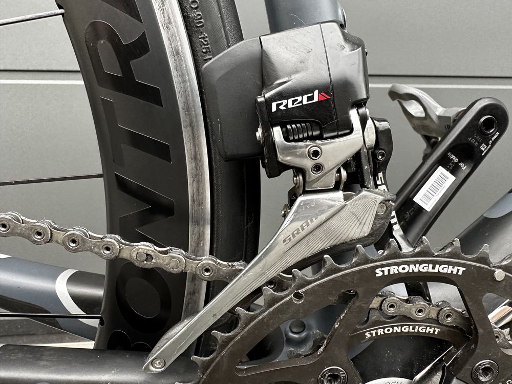 Rower szosowy Focus Evo Cayo SRAM Red eTap