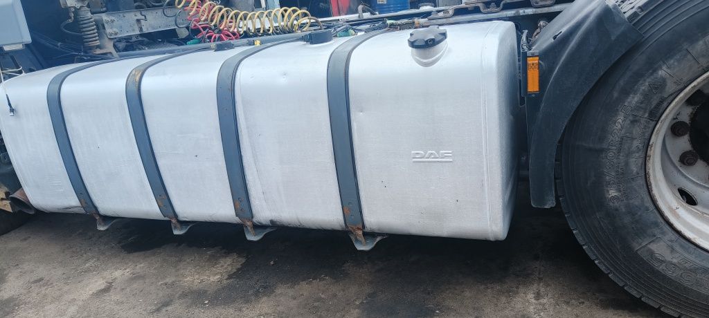 Бак даф 1000 л розмір 70см*70см*224 см