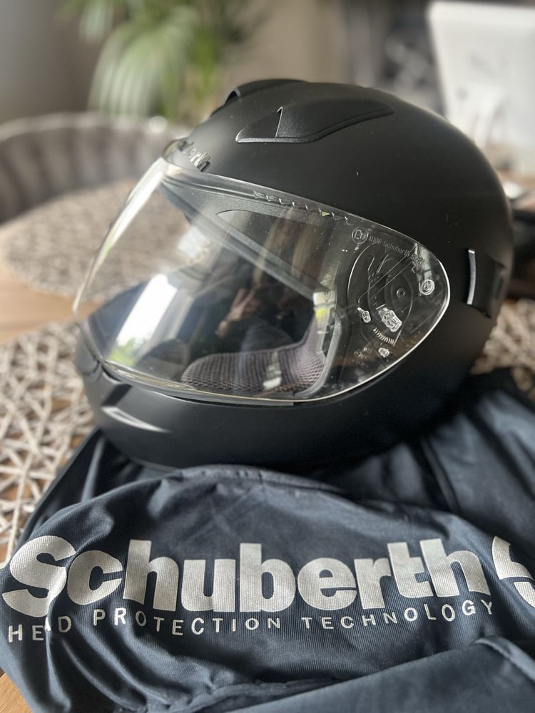 Kask motocyklowy, Schuberth R1 rozm M (58-59)